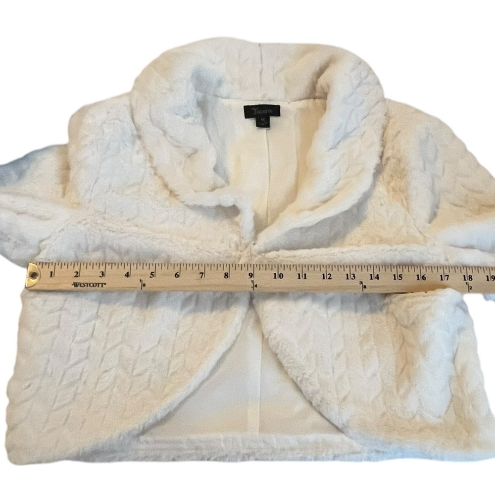 Tacera Ivory Textured Cropped Jacket – Size Medium – Bridal / Formal Bolero - Picture 9 of 10